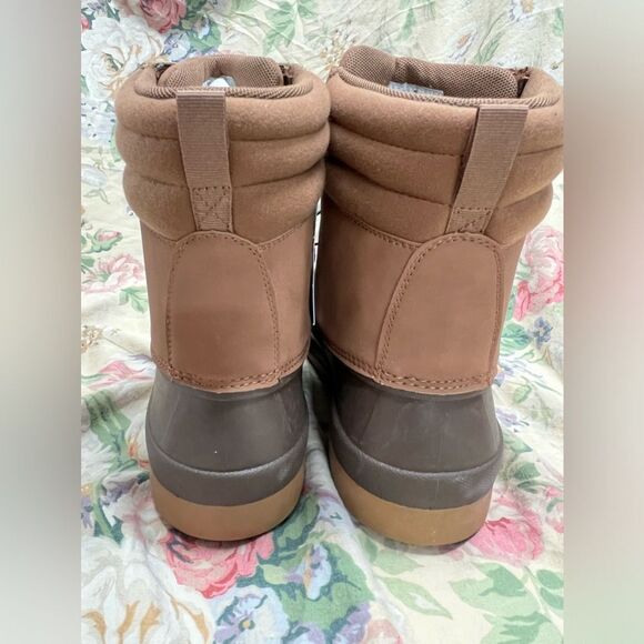 Cody Duck Winter Boots - Picture 2 of 8